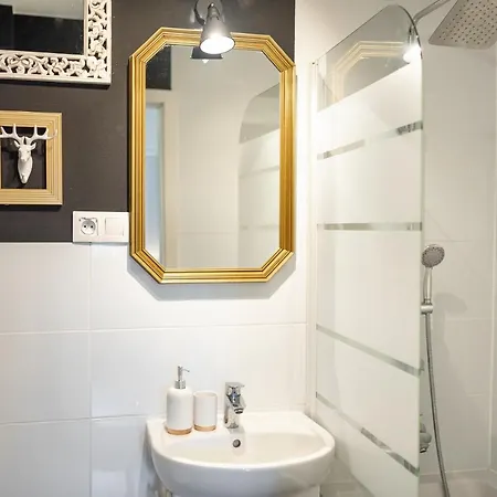 Bohema - Przytulne Mieszkanie Blisko Centrum I Dworca, Parter, Balkon, Park, Parking