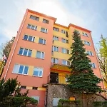 Bohema - Przytulne Mieszkanie Blisko Centrum I Dworca, Parter, Balkon, Park, Parking דירה *