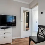Bohema - Przytulne Mieszkanie Blisko Centrum I Dworca, Parter, Balkon, Park, Parking דירה