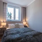 Bohema - Przytulne Mieszkanie Blisko Centrum I Dworca, Parter, Balkon, Park, Parking קרפאז'