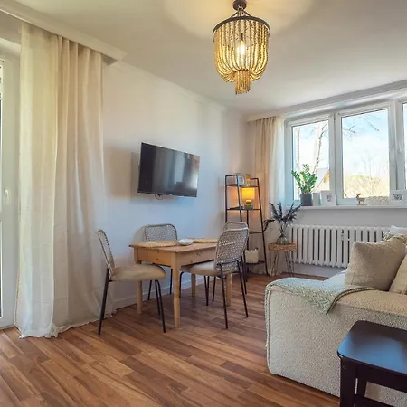 Bohema - Przytulne Mieszkanie Blisko Centrum I Dworca, Parter, Balkon, Park, Parking 아파트 *