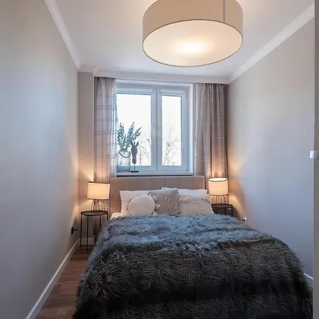 아파트 Bohema - Przytulne Mieszkanie Blisko Centrum I Dworca, Parter, Balkon, Park, Parking *