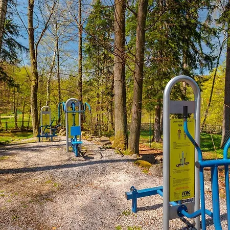 Bohema - Przytulne Mieszkanie Blisko Centrum I Dworca, Parter, Balkon, Park, Parking Karpacz