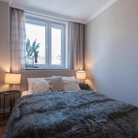 Bohema - Przytulne Mieszkanie Blisko Centrum I Dworca, Parter, Balkon, Park, Parking 카르파츠