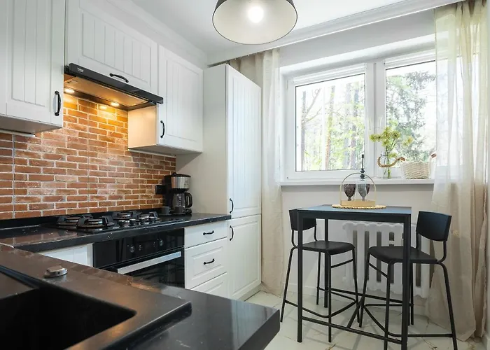 Bohema - Przytulne Mieszkanie Blisko Centrum I Dworca, Parter, Balkon, Park, Parking דירה