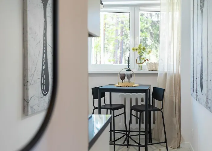 דירה Bohema - Przytulne Mieszkanie Blisko Centrum I Dworca, Parter, Balkon, Park, Parking קרפאז'