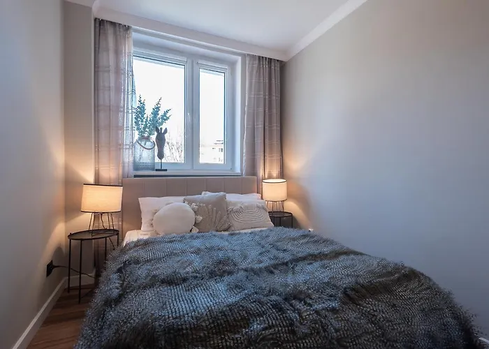 Bohema - Przytulne Mieszkanie Blisko Centrum I Dworca, Parter, Balkon, Park, Parking קרפאז'